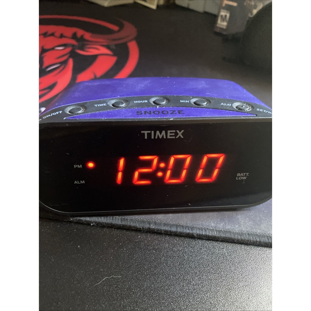 Timex Alarm Clock T121. Works. Rare Purple A1